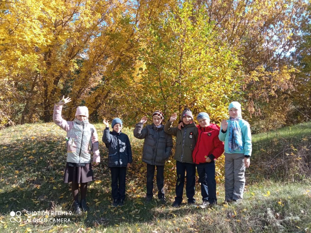 elxp2HVo6d4.jpg